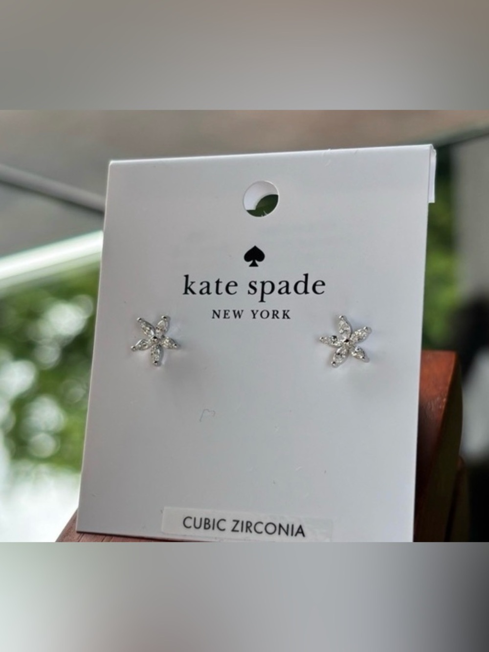 Kate Spade Silver Cubic Zirconia Flower Stud Earrings NWT - Picture 3 of 8
